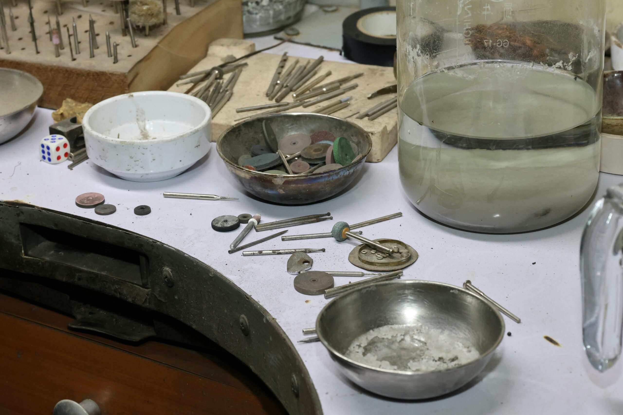 Silver jewelry cleanup and pickling workflow after soldering
